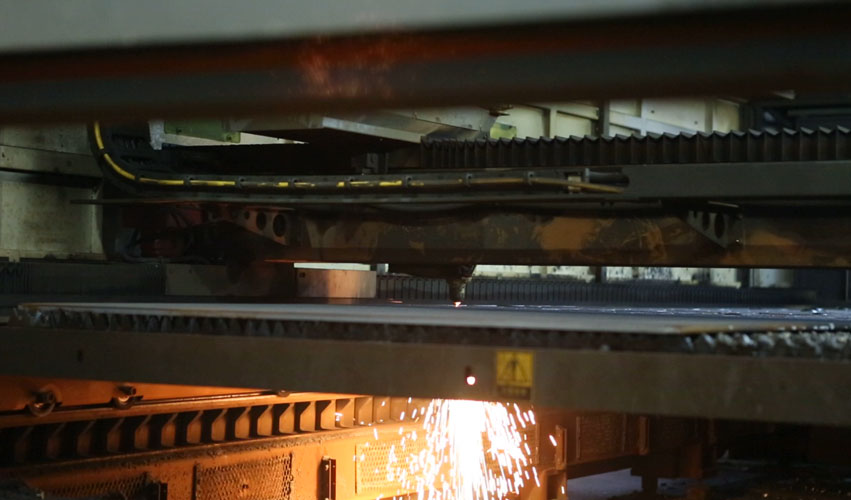 Fireplace production inside the Dayan Dongguan factory